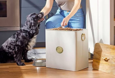 A Step-by-Step Tutorial: Properly Storing Dog Food for Long-Term Freshness