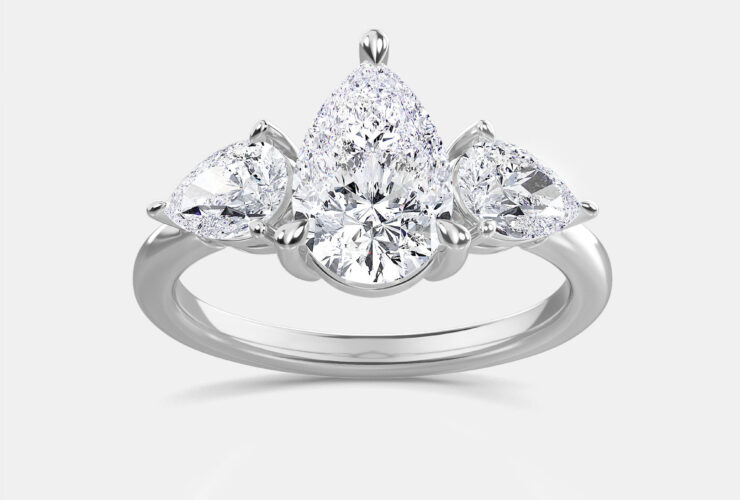 Pear-Cut Diamond Engagement Rings